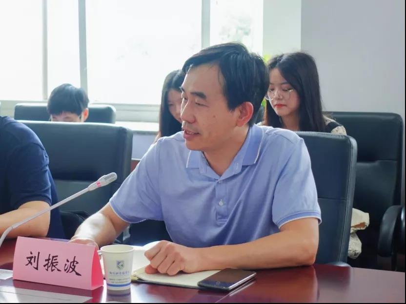 刘振波老师结合其课程的技术性和应用性,提出了今后在课程思政教学中